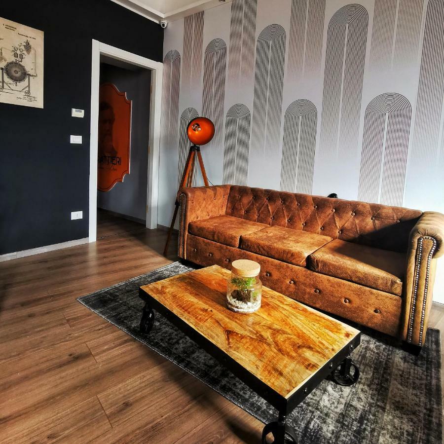 Regis B&B Appartamenti Centro Storico 基瓦索 外观 照片